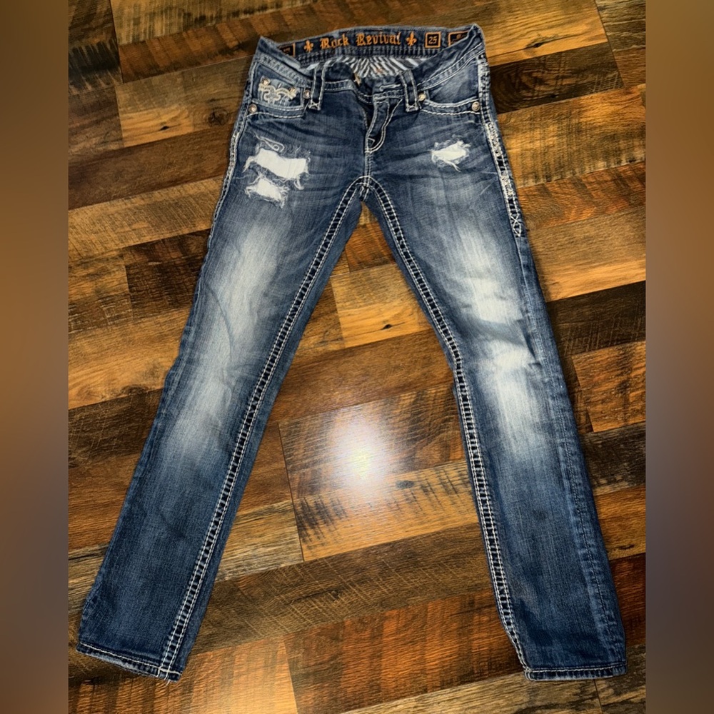 Rock Revival Mona Straight Size 25x29